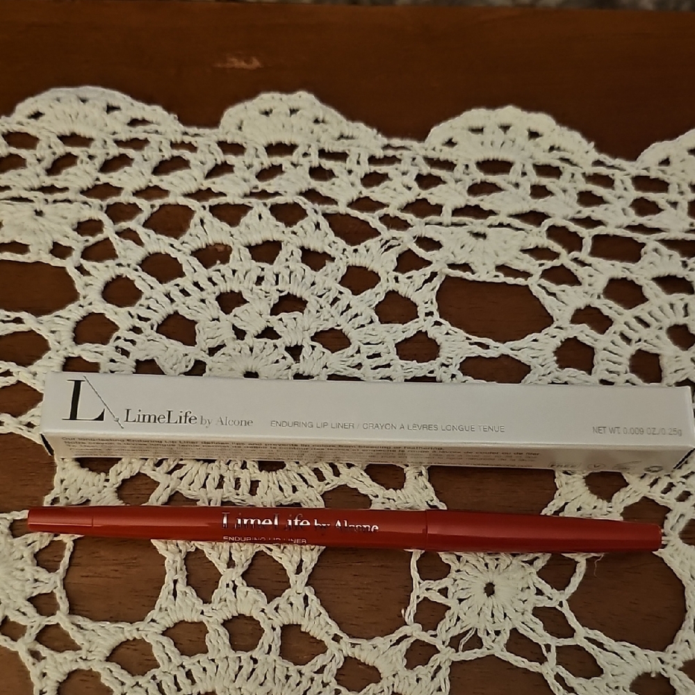 LimeLife by Alcone Red Lip Liner